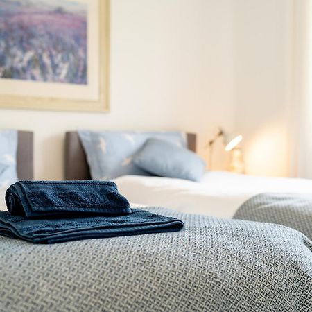 Comfortable And Spacious Superb Holiday Home In Llanelli, Dog Friendly Экстерьер фото